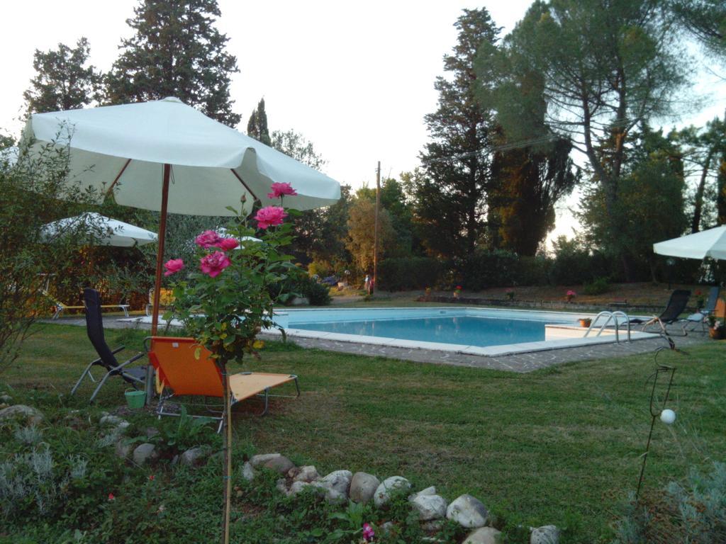Agriturismo La Torre Di Monsindoli Siena Bagian luar foto