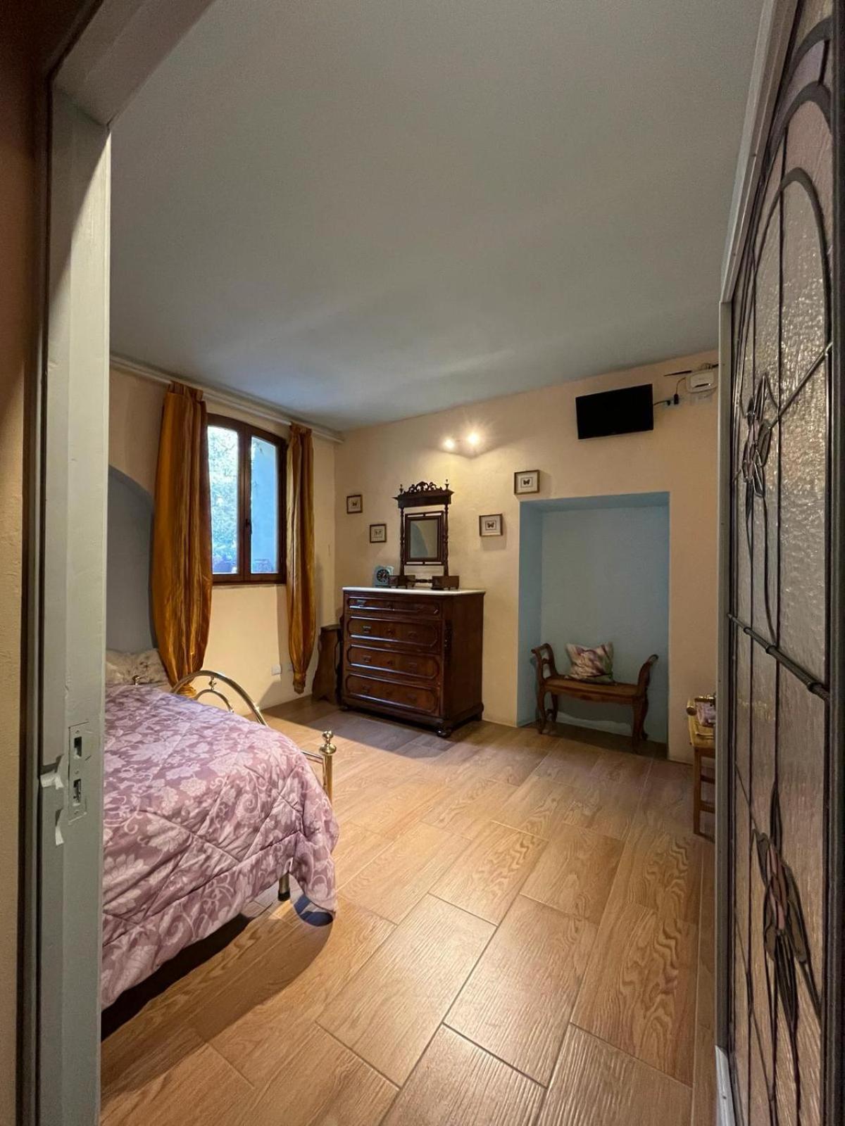 Agriturismo La Torre Di Monsindoli Siena Bagian luar foto