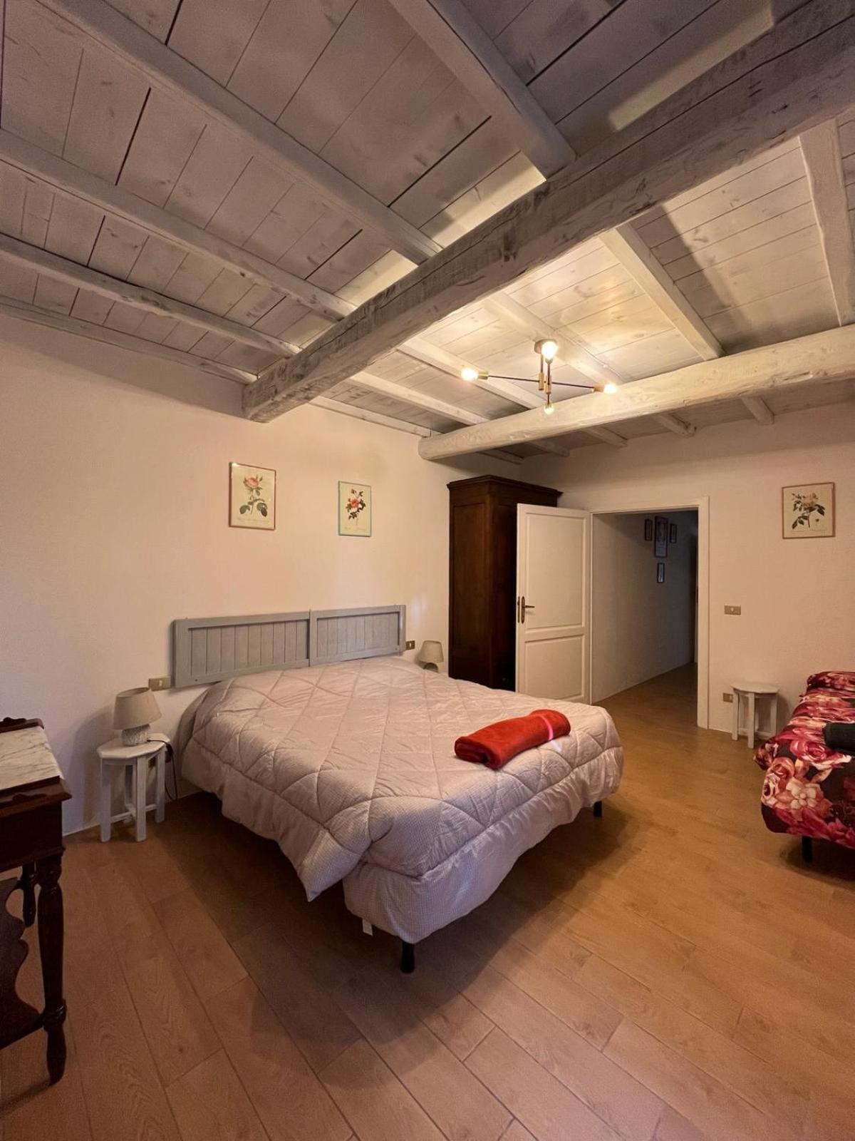 Agriturismo La Torre Di Monsindoli Siena Bagian luar foto