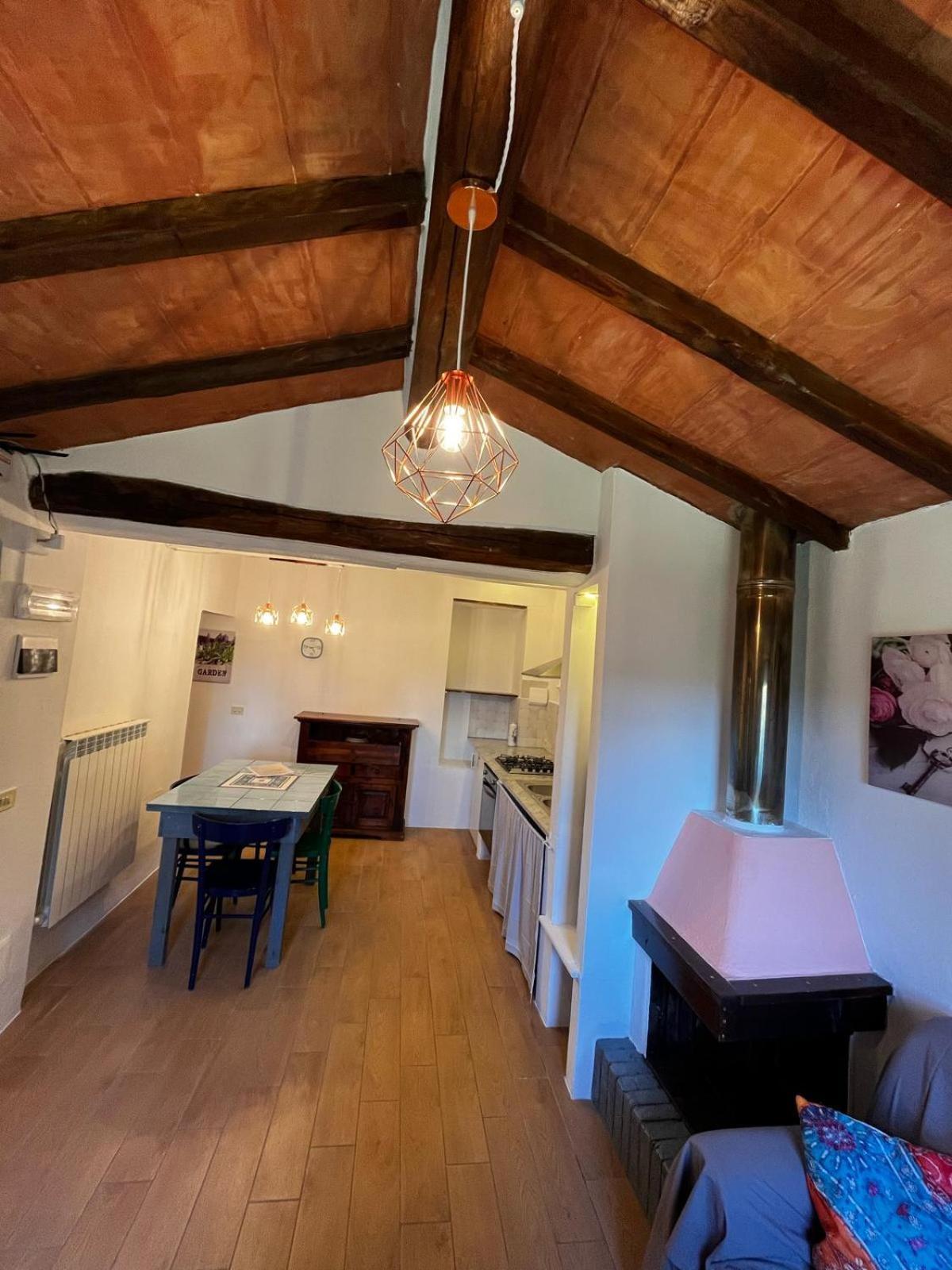 Agriturismo La Torre Di Monsindoli Siena Bagian luar foto